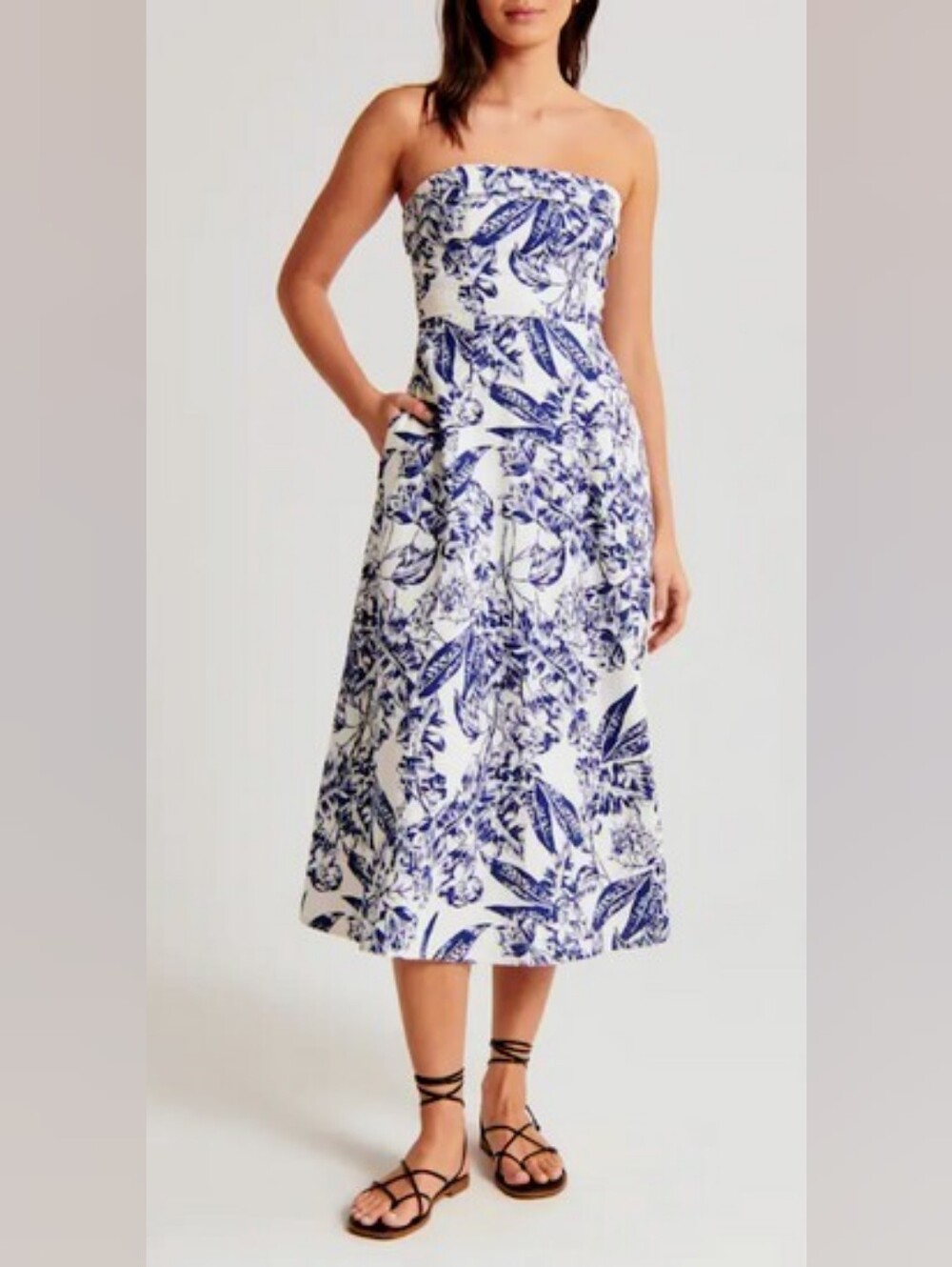 Abercrombie & Fitch Beautiful Blue & White Strapless Floral Midi Dress